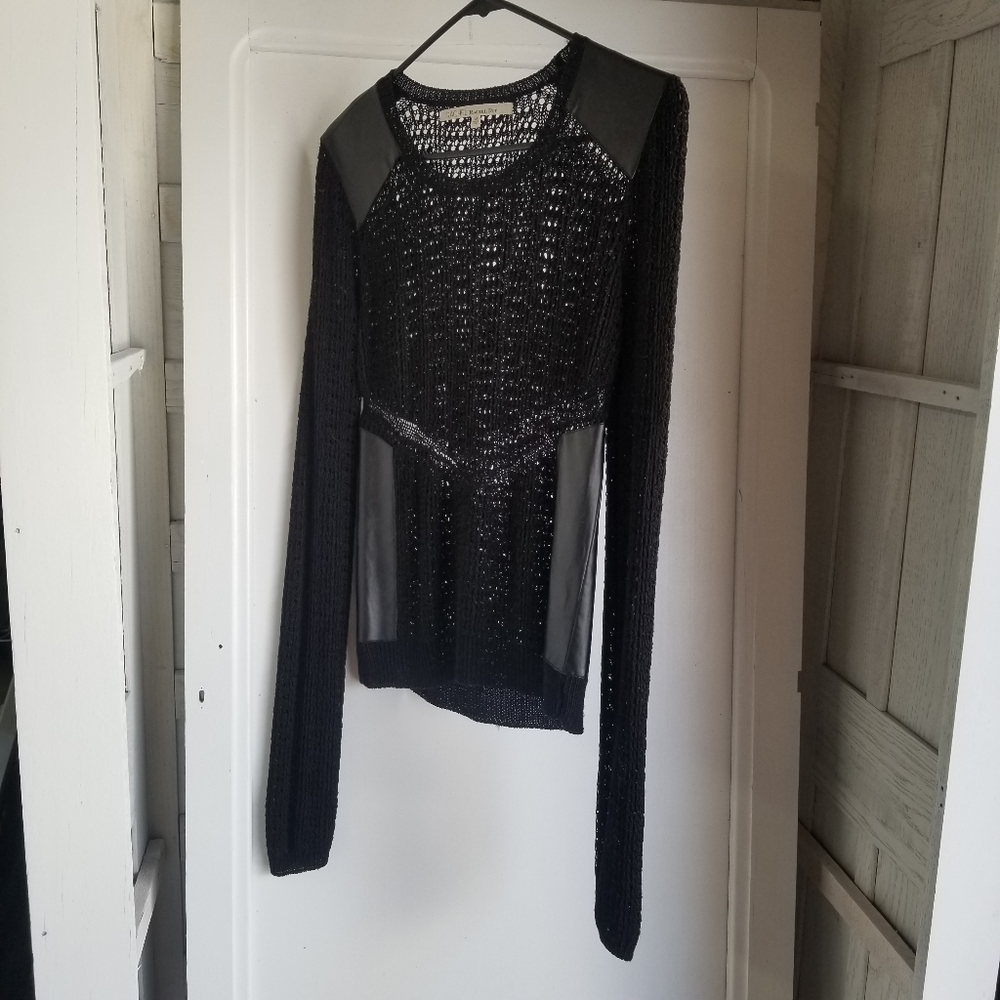 LIKE NEW Faux Leather Long Sleeve Top W M